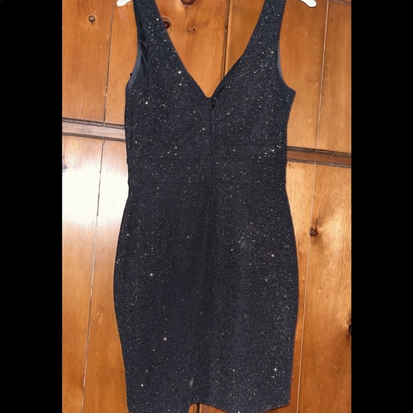 Black homecoming dress with small slit in the front - Picture 2 of 2